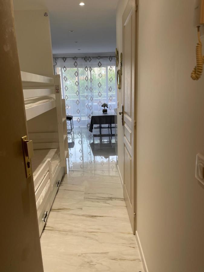 Les Coriandre Apartment Cavalaire-sur-Mer Luaran gambar